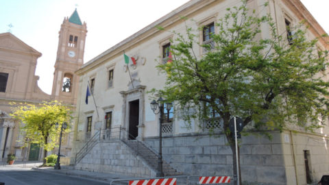 Incandidabilità del sindaco Giunta. A ottobre le udienze al Tribunale ed al Tar